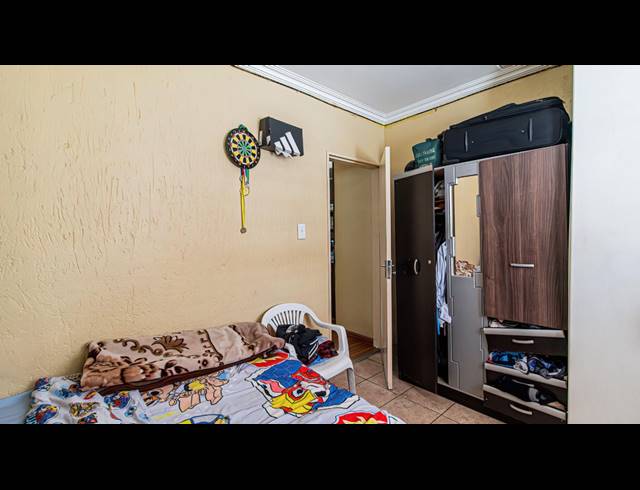3 BEDROOM TOWNHOUSE FOR SALE IN MULBARTON
